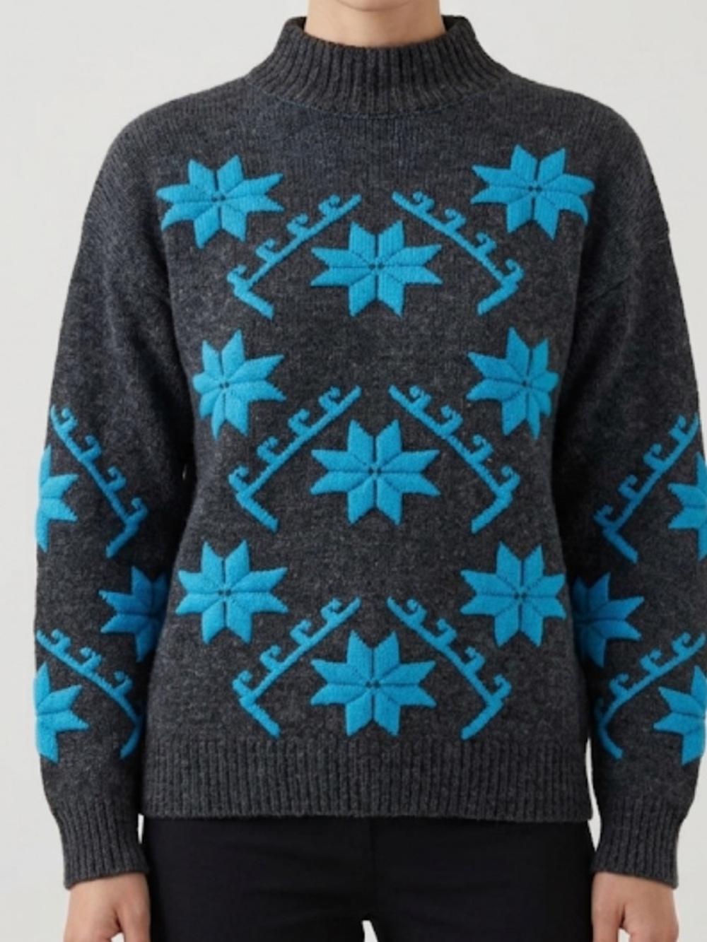 Kate Collins Knit Sweater Gray Teal Blue Snowflake Long Sleeve